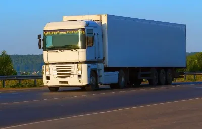 İzmir ile Çüngüş Arası Öğrenci Eşyası Taşıma